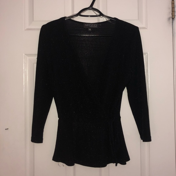 V-neck wrap blouse - Picture 2 of 6